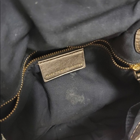 Marc By Marc Jacobs Workwear Quilted Metallic Crossbody - Picture 9 of 12